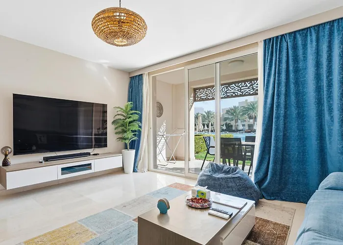 Luxurious Private Getaway In Mangroovy *