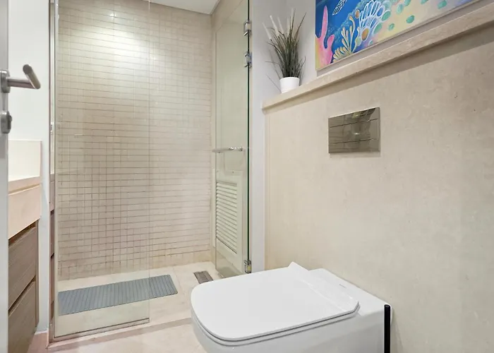 Luxurious Private Getaway In Mangroovy Appartement *